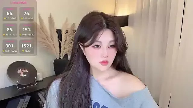 Cure-uuuuuuuu on StripChat