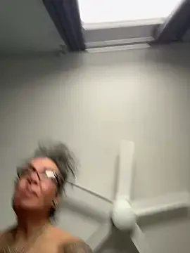 dieseldame1313 on StripChat