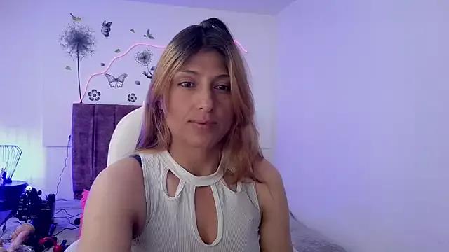 elena_detroya on StripChat 
