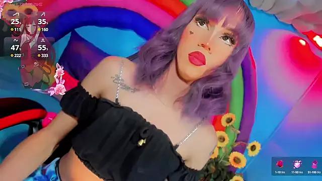 emelly_horny_ on StripChat 