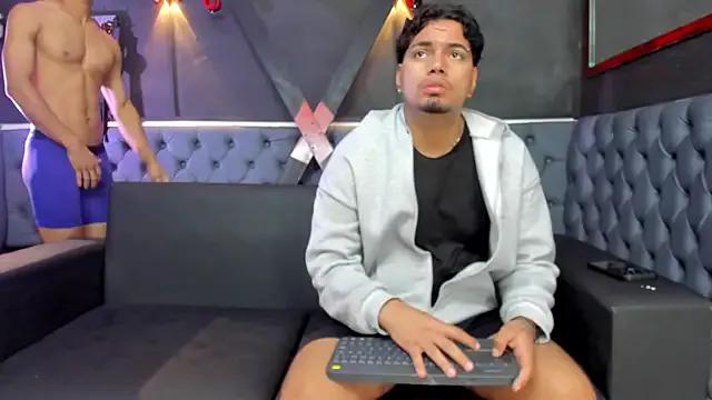 EnriquevillaF on StripChat