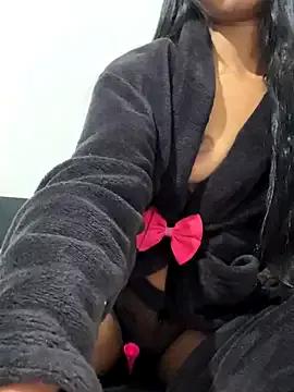 fannymendes on StripChat 