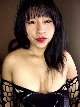 Giviper1 on StripChat 