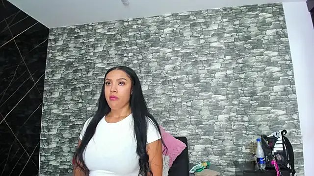 HeidyWillss on StripChat