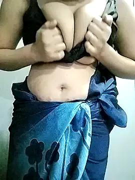 Hottestgirll on StripChat 