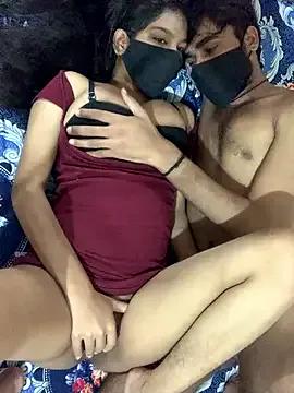 hottiess69 on StripChat 