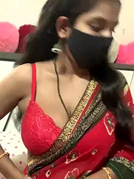 hottiess69 on StripChat 