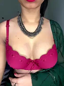 Hottysona123 on StripChat 