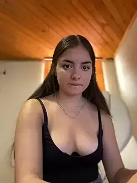 imlindapink on StripChat