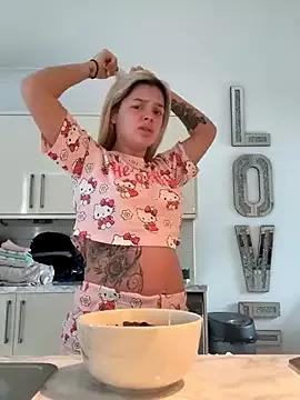 Irish_BarbieMilfx on StripChat 
