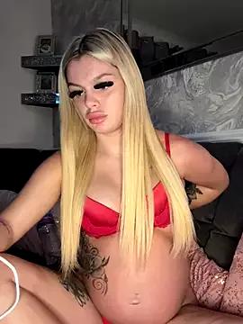 Irish_BarbieMilfx on StripChat 