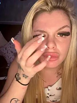 Irish_BarbieMilfx on StripChat 