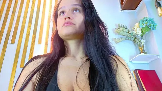 Jennifer_Vega1 — suck tits with milk