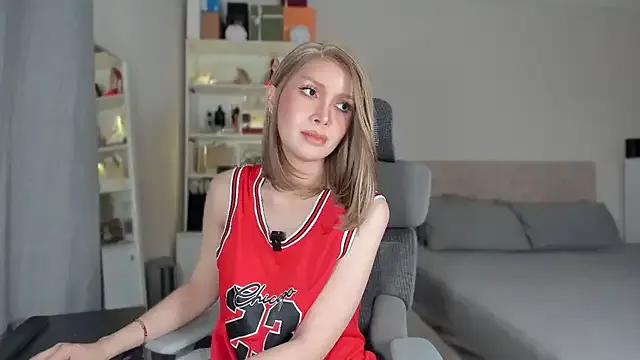 JohannaRodriguez69 on StripChat