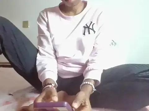 Joy0304 on StripChat