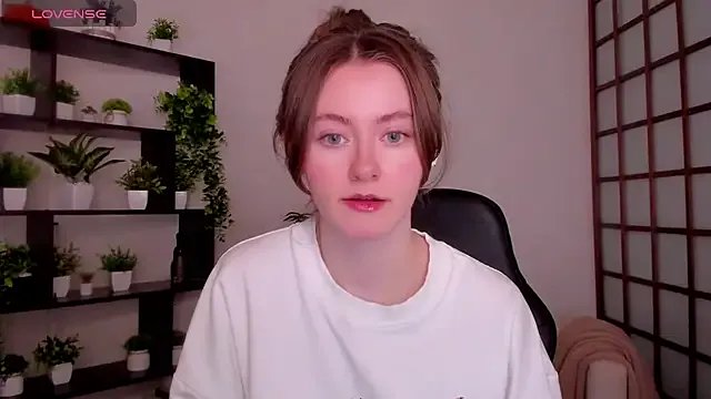 KateCuddle — fly to concert neighbourhood