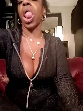 Kennady_Buxum_Goddess — Milf Neds sex toys