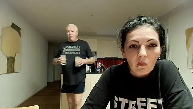Kinky_Couple69 on StripChat 