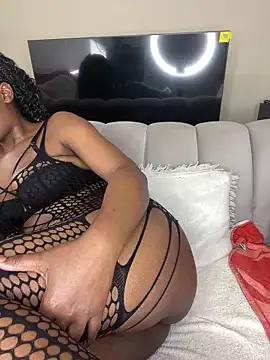 Kinkyy_ on StripChat 