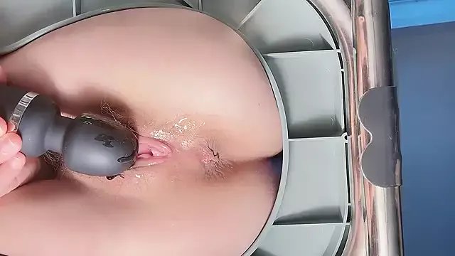 Krismil3 on StripChat