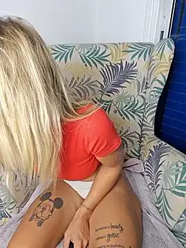 Lexa_xoxo on StripChat