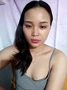 Lili_lovely on StripChat 