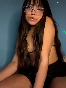 Lily_candy_X on StripChat 