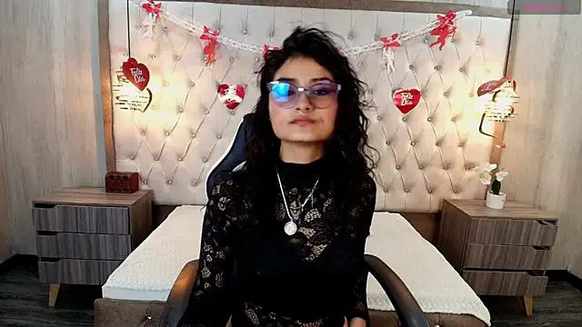 LilyRouset on StripChat