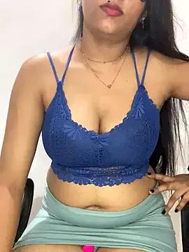 little_shadow on StripChat 