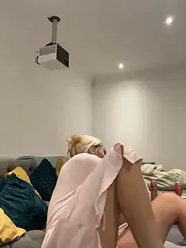 lolableux on StripChat 