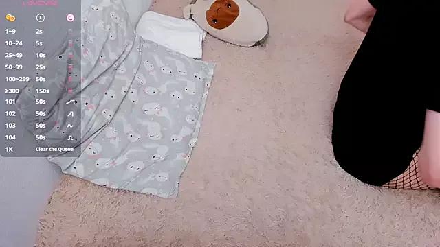 loliwoods on StripChat 
