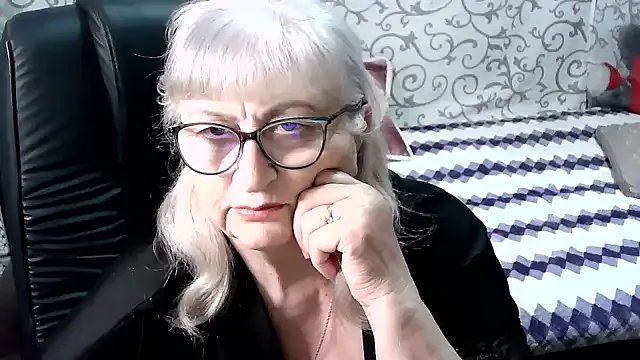 LolkaAlyss on StripChat