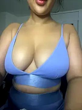 LOLO_QUEEN_ARABE on StripChat 