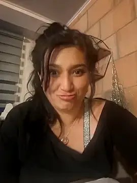 Magenta_Moon — Freechat on StripChat