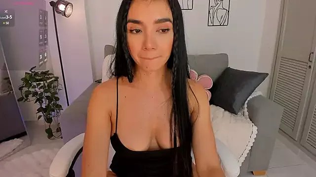 marianasilvax on StripChat