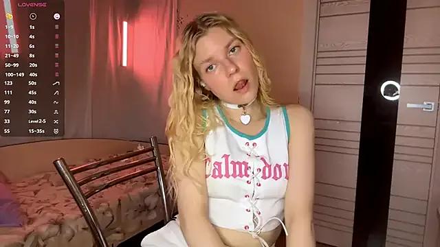 MaryjaneSpider on StripChat