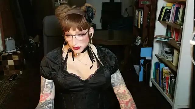 MaxiEmily on StripChat