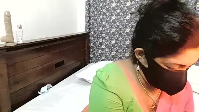 Maya_QueenSL on StripChat 