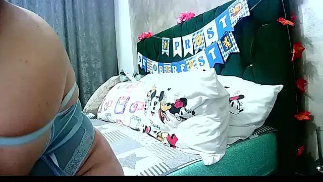 Mimii7 on StripChat 