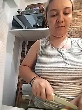 Mimii7 on StripChat 