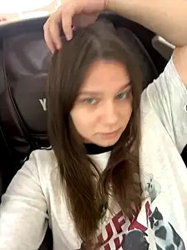 MiniVi on StripChat 