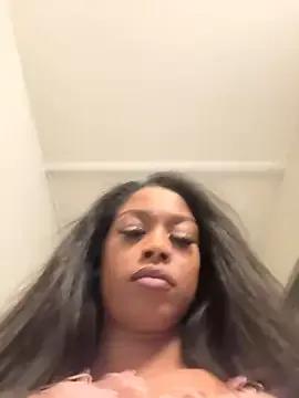 mismialove on StripChat 