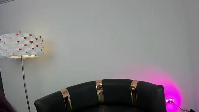 miss__allison on StripChat 