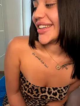 Missmilawild on StripChat