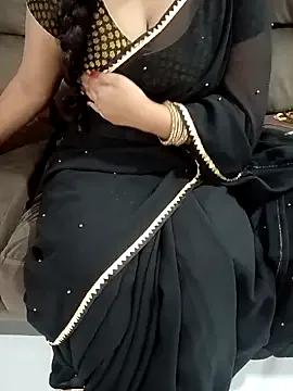 Mounika25 on StripChat