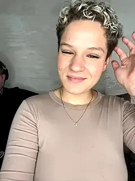 MrMrsRight on StripChat 