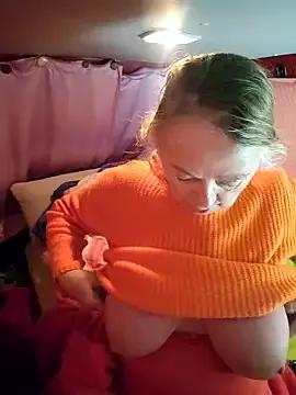 MucMilf59 on StripChat 