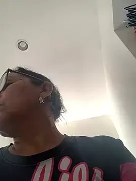 Nadia-melej on StripChat