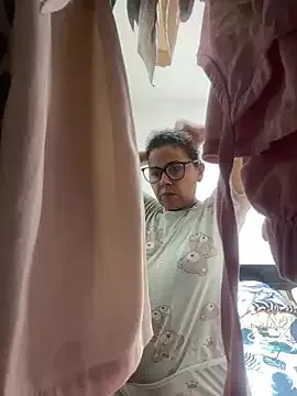 Nadia-melej on StripChat