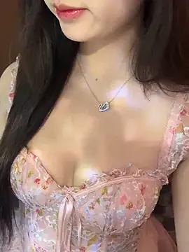 Nana_kute20 on StripChat 